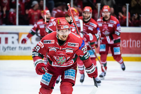 Modos Mikkel Aagaard jublar