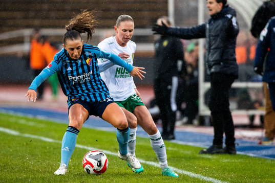 Djurgårdens Tilde Lindwall och Hammarbys Jonna Andersson