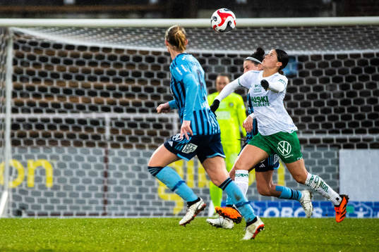Hammarbys Kyra Cooney-Cross