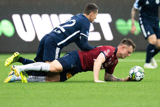 Utsiktens Predrag Randelovic och Örgrytes Marcus Haglind