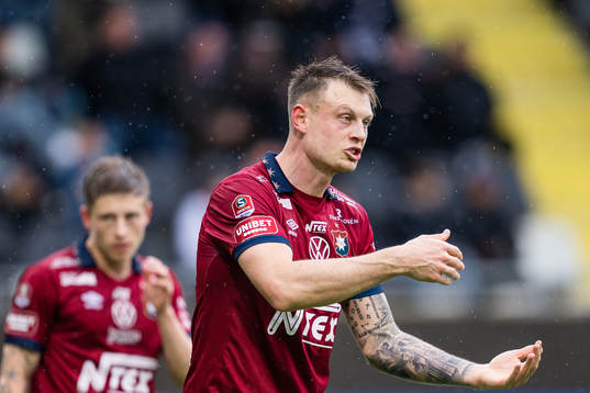 Örgrytes Marcus Haglind Sangre reagerar