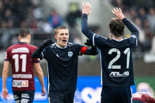 Utsiktens Erik Westermark och Fredrik Martinsson jublar