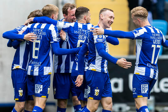 IFK Göteborgs spelare jublar