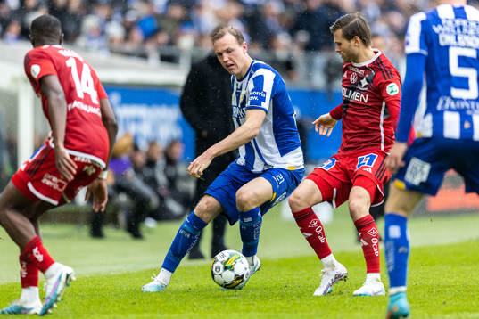 IFK Göteborgs Adam Carlén och IFK Norrköpings Arnor