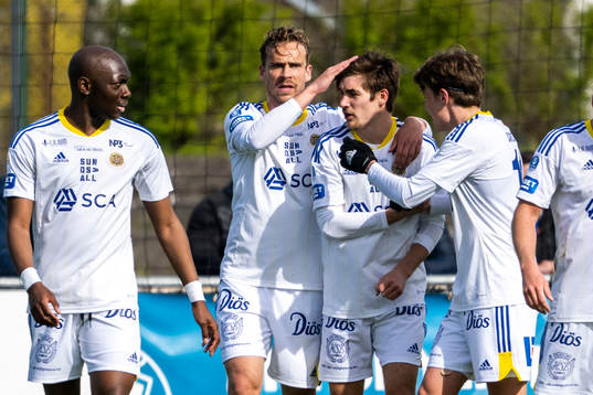 GIF Sundsvalls Pontus Engblom och Johan Bengtsson jublar