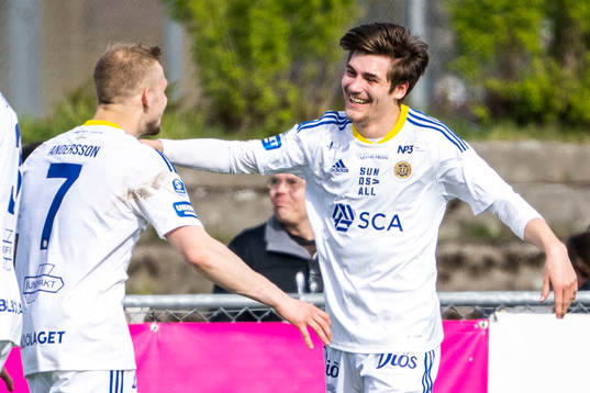 GIF Sundsvalls Johan Bengtsson jublar