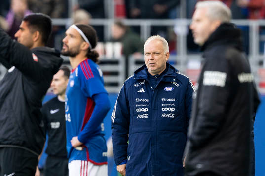 Head coach Dag-Eilev Fagermo of Vålerenga