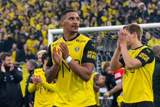 Ruben Gabrielsen of Lillestrøm celebrates