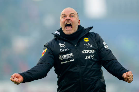 Geir Bakke, head coach of Lillestrøm, celebrates
