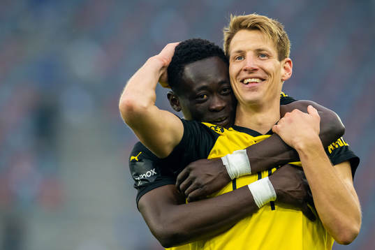 Akor Adams and Thomas Lehne Olsen of Lillestrøm celebrate
