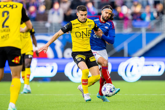 Ylldren Ibrahimaj of Lillestrøm and Leonard Zuta of