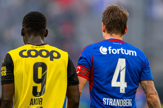 Akor Adams of Lillestrøm and Stefan Strandberg of