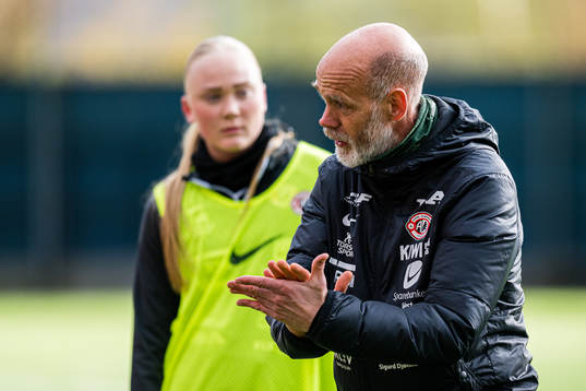 Bjarne Hagen, head coach of Arna-Bjørnar