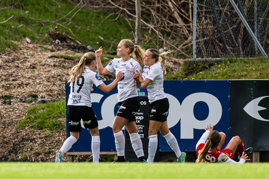 Sigrid Kristina Reidun Aas of Arna-Bjørnar celebrates