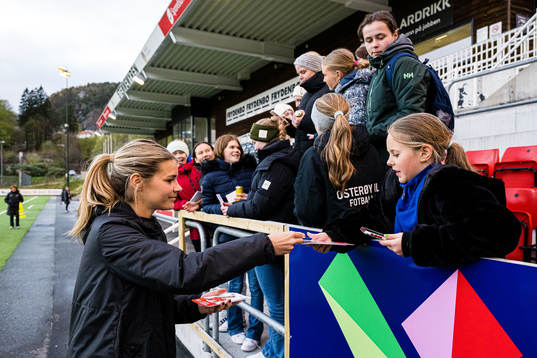 Andrine Stolsmo Hegerberg of Brann with a fan