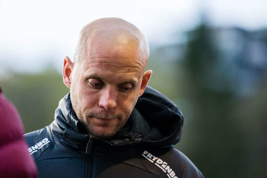Olli Harder, head coach of Brann, looks dejected