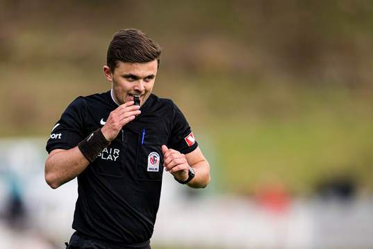 Mattias Gripsgård Sakstad, referee