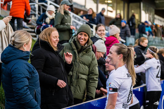 Stine Hovland of Arna-Bjørnar celebrates