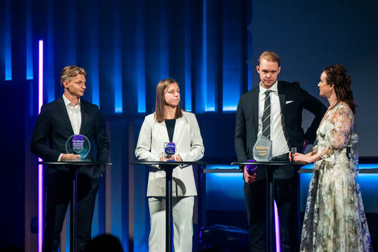 Årets Målvakter Carl Lindbom, Djurgården hockey, Sara