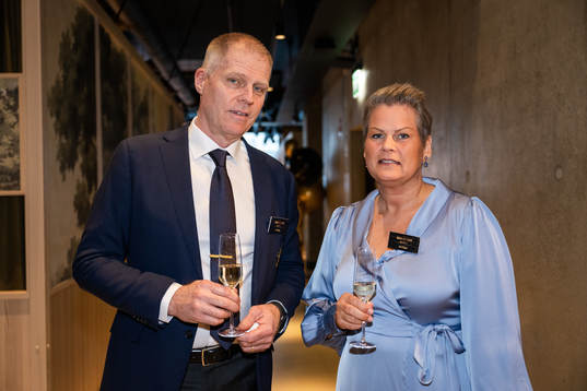 Conny Olausson, tränare och sportchef AIK, och  Maria