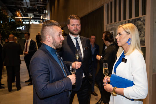 Chrisoffer Karlsson, domarledning, och Åsa Licke,