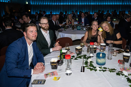 Peter Ekholm, Rögle, med sällskap