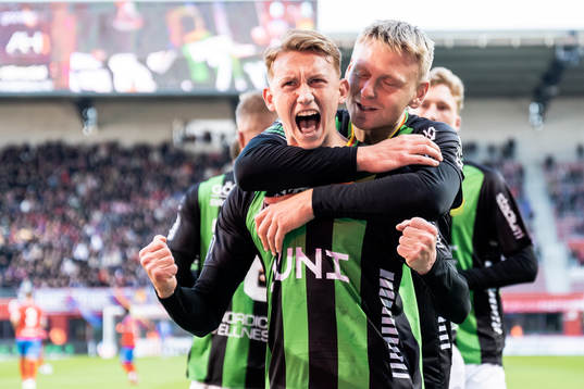 GAISs Julius Lindberg jublar