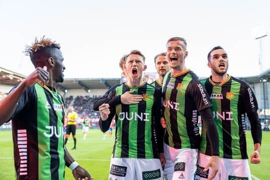GAISs Julius Lindberg jublar