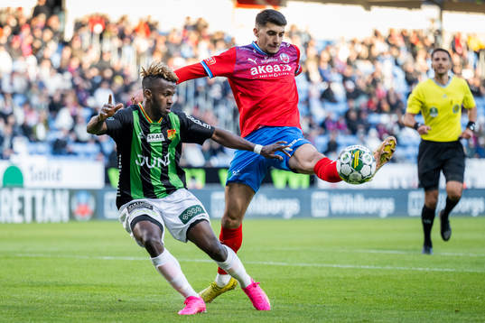 GAISs Richard Emeka Friday och Helsingborgs Amar Muhsin