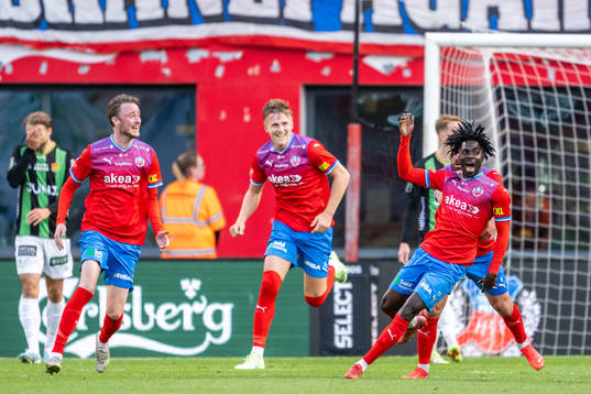 Helsingborgs Benjamin Acquah jublar