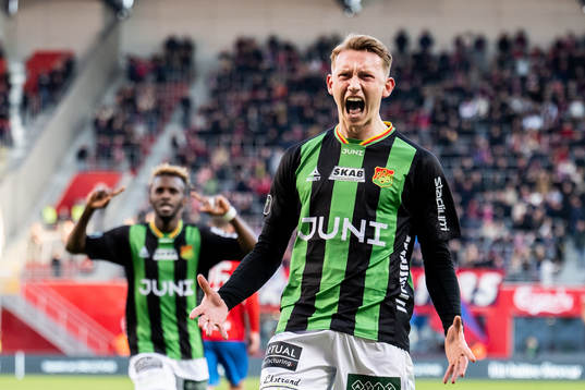 GAISs Julius Lindberg jublar