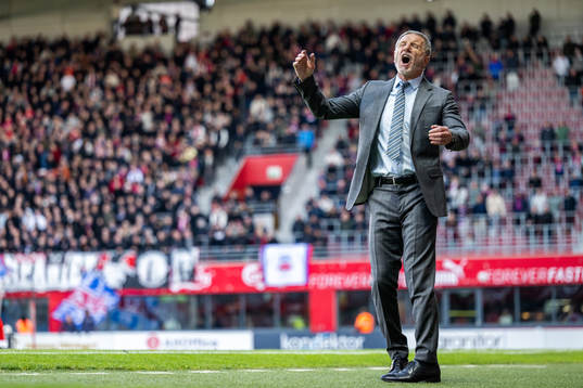 Helsingborgs tränare Stuart Baxter deppar