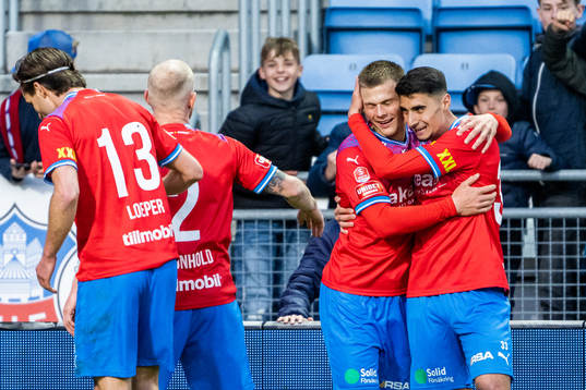 Helsingborgs Amar Muhsin jublar med Erik Ring
