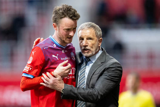 Helsingborgs Rasmus Jönsson och tränare Stuart Baxter