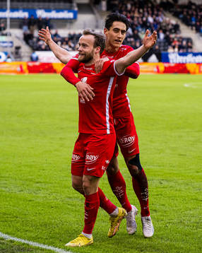 Bård Finne of Brann celebrates