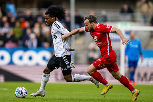 Jayden Nelson of Rosenborg and Bård Finne of Brann