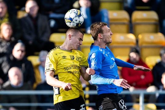 Elfsborgs Gustaf Lagerbielke och Halmstads Viktor Granath