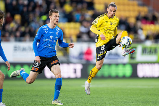Halmstads Viktor Granath och Elfsborgs Niklas Hult