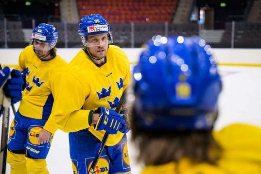 Jacob de la Rose of Sweden at a practice session
