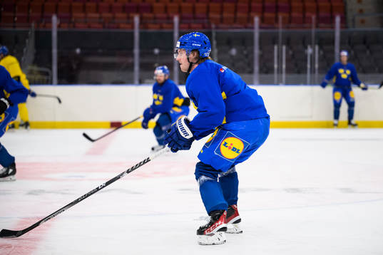 Rasmus Sandin of Sweden at a practice session