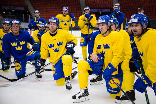 Fabian Zetterlund, Alexander Nylander and Marcus Sörensen