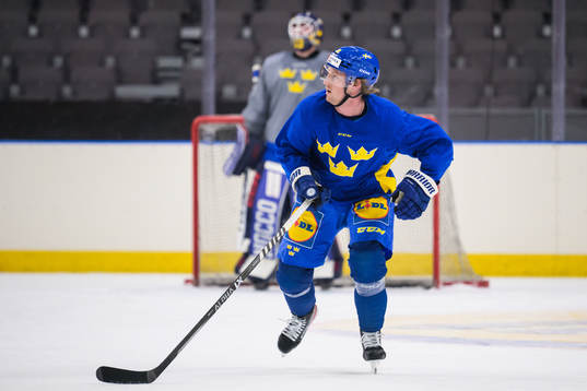 Rasmus Sandin of Sweden at a practice session