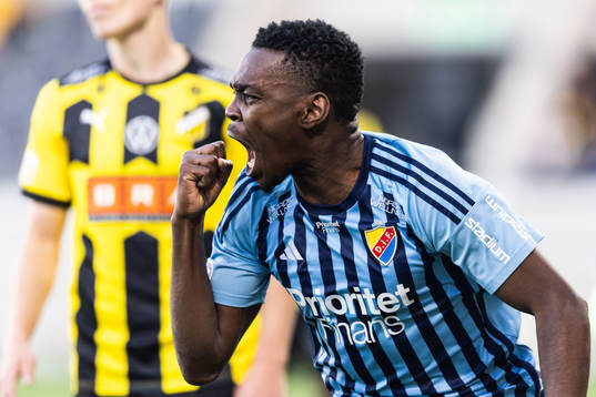 Djurgårdens Joel Asoro jublar