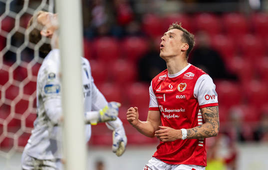 Kalmars Mileta Rajovic deppar