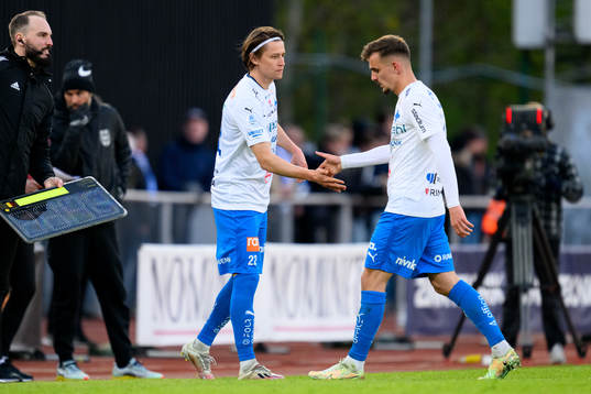 Värnamos Simon Thern byts in mot Ajdin Zeljkovic