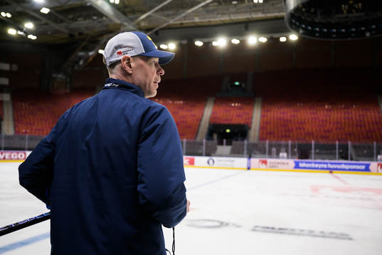 Assistant coach Nicklas Rahm of Sweden at a practice session