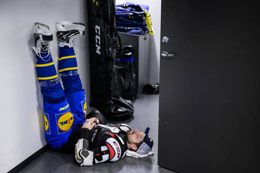 Lukas Bengtsson of Sweden rests