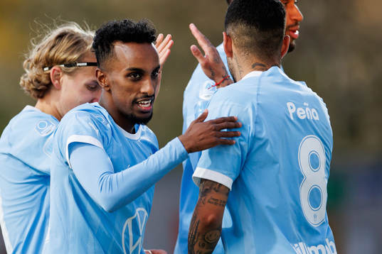 Malmö FFs Taha Ali jublar