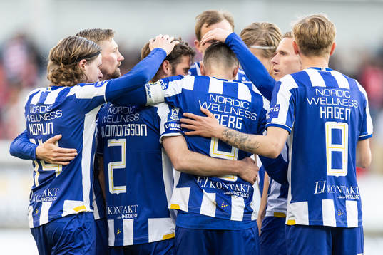 IFK Göteborgs Marcus Berg jublar med lagkamrater
