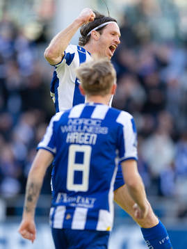 IFK Göteborgs Gustav Svensson jublar